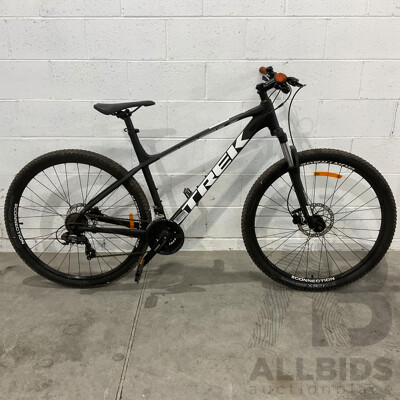 TREK Marlin 5 Mountain Bike