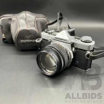OLYMPUS OM-1 SLR Film Camera with G.Zuiko  50mm Lens and Case