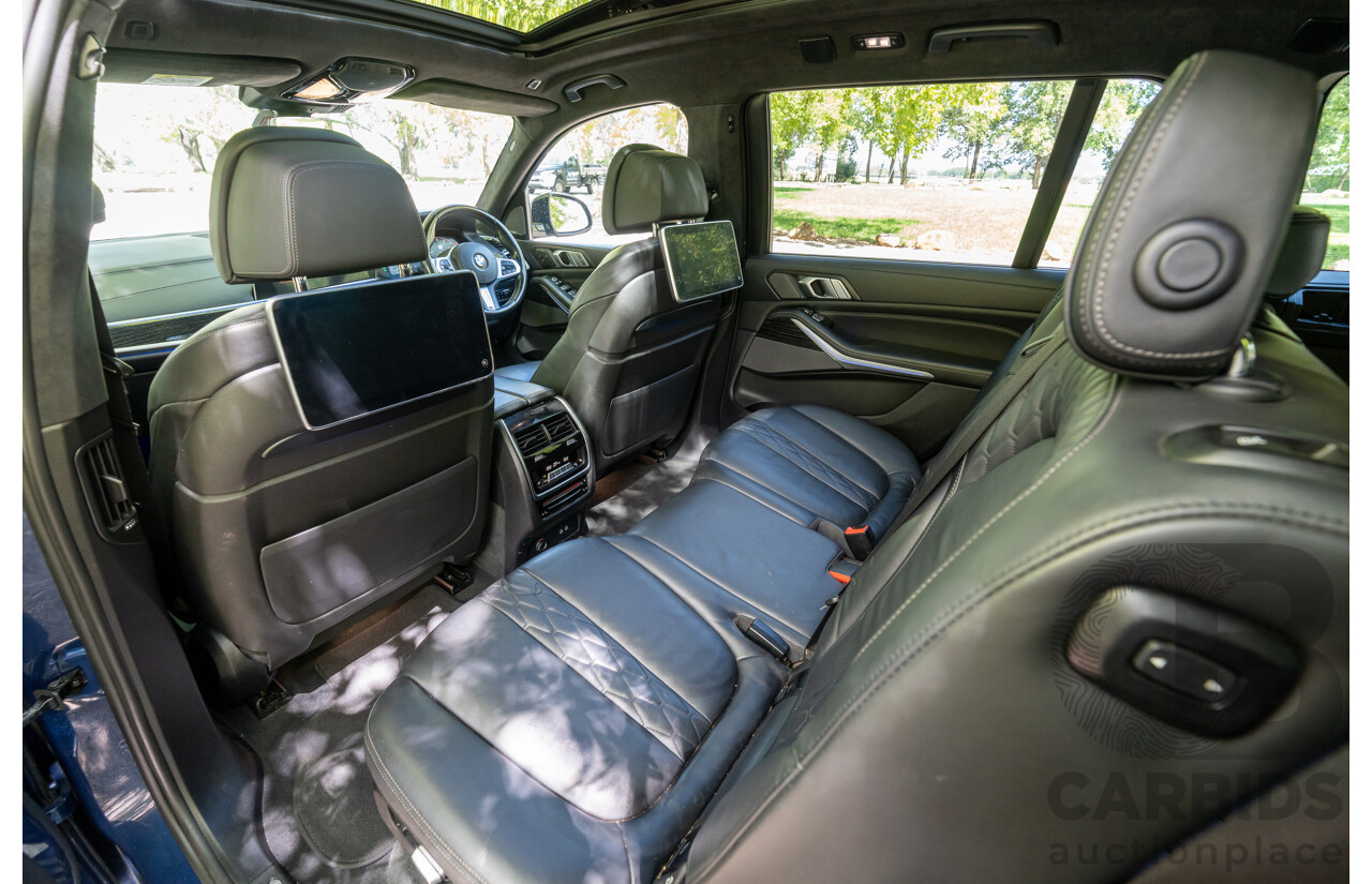 08/2020 BMW X7 M50i (AWD) G07 4d Wagon Phytonic Blue Metallic Twin Turbo V8 4.4L - 7 Seater