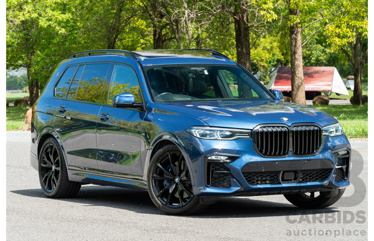 08/2020 BMW X7 M50i (AWD) G07 4d Wagon Phytonic Blue Metallic Twin Turbo V8 4.4L - 7 Seater