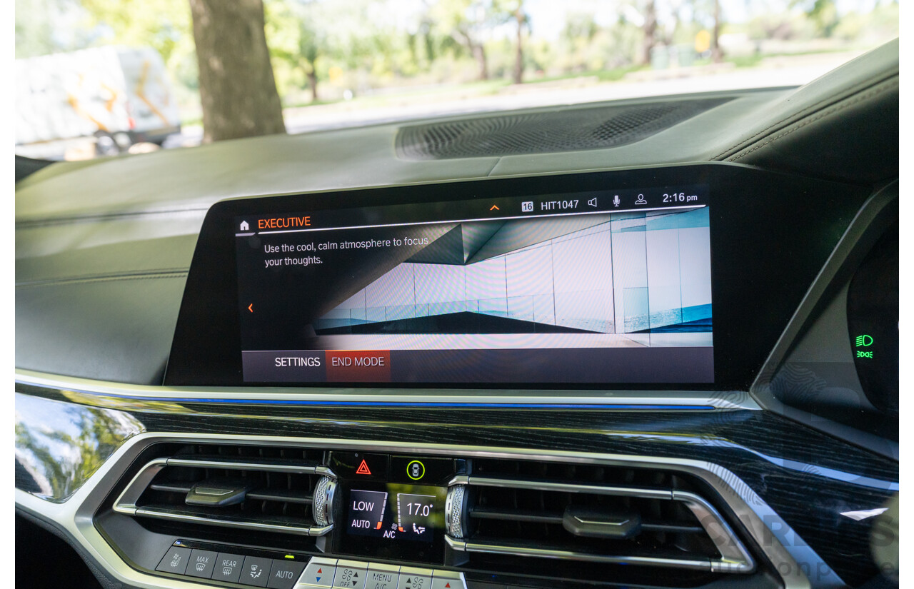 08/2020 BMW X7 M50i (AWD) G07 4d Wagon Phytonic Blue Metallic Twin Turbo V8 4.4L - 7 Seater