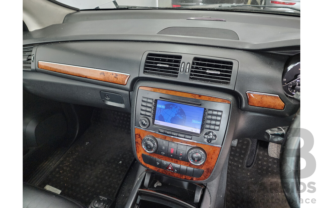 4/2007 Mercedes-Benz R 320 CDI L (awd) 251 4d Wagon Silver 3.0L