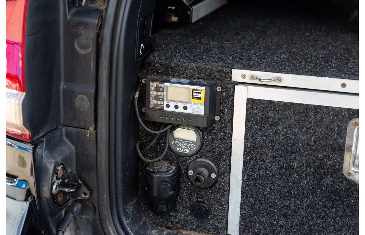 2/2008 Toyota Landcruiser GXL (4x4) VDJ200R 4d Wagon Ebony Black Turbo Diesel V8 4.5L