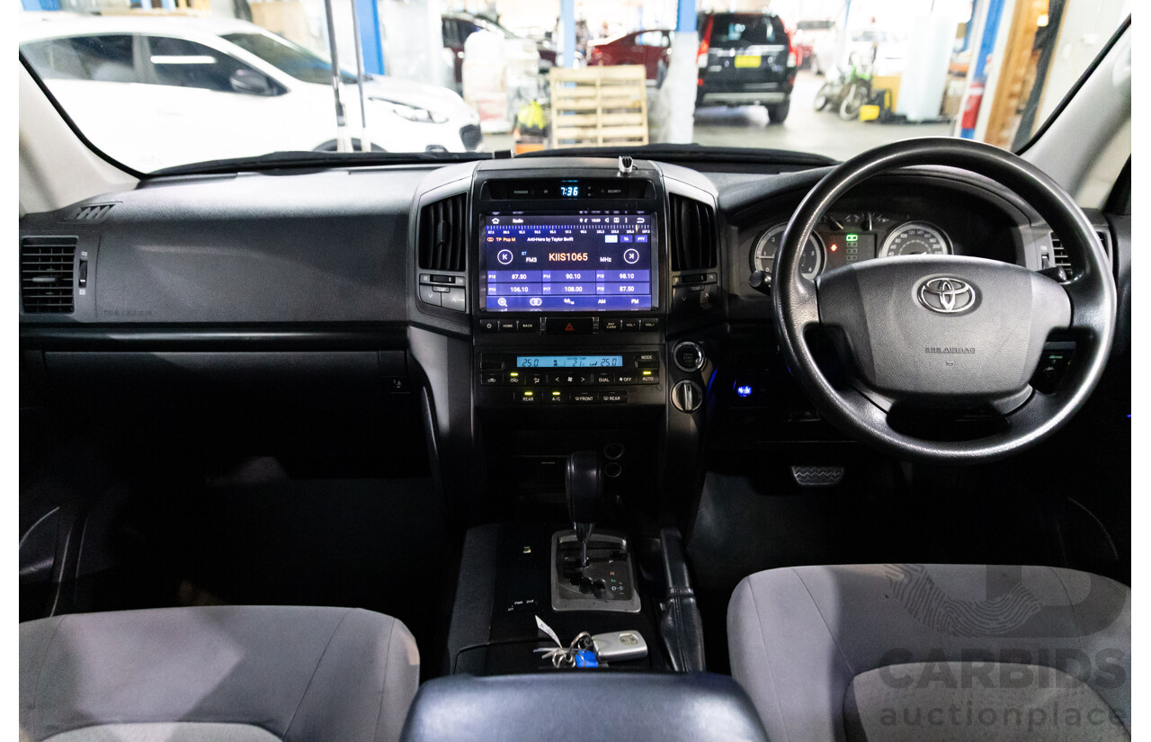 2/2008 Toyota Landcruiser GXL (4x4) VDJ200R 4d Wagon Ebony Black Turbo Diesel V8 4.5L