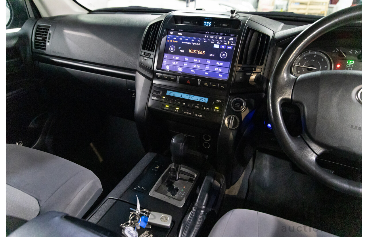 2/2008 Toyota Landcruiser GXL (4x4) VDJ200R 4d Wagon Ebony Black Turbo Diesel V8 4.5L