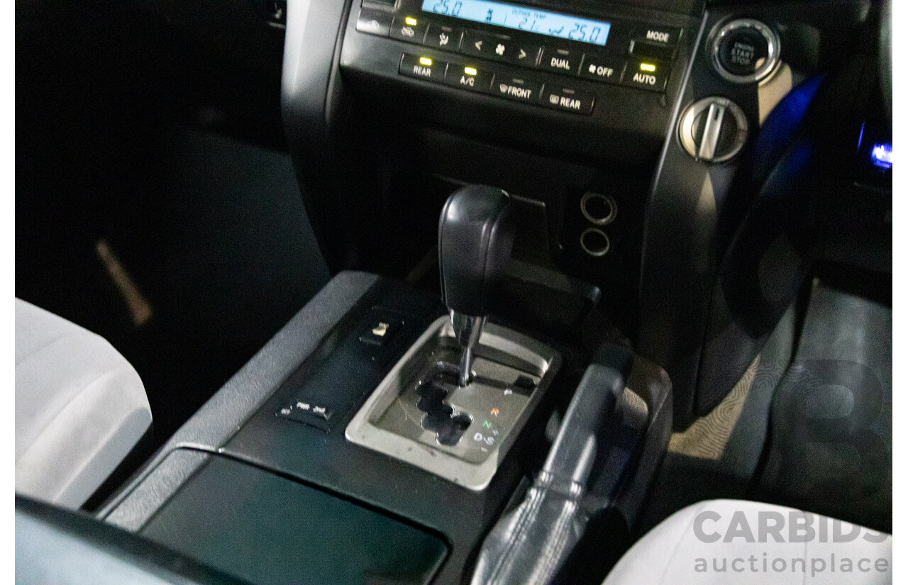 2/2008 Toyota Landcruiser GXL (4x4) VDJ200R 4d Wagon Ebony Black Turbo Diesel V8 4.5L