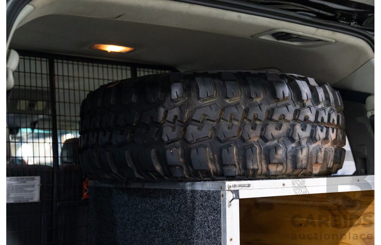 2/2008 Toyota Landcruiser GXL (4x4) VDJ200R 4d Wagon Ebony Black Turbo Diesel V8 4.5L