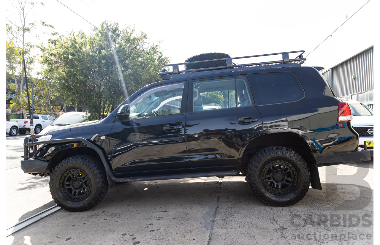 2/2008 Toyota Landcruiser GXL (4x4) VDJ200R 4d Wagon Ebony Black Turbo Diesel V8 4.5L