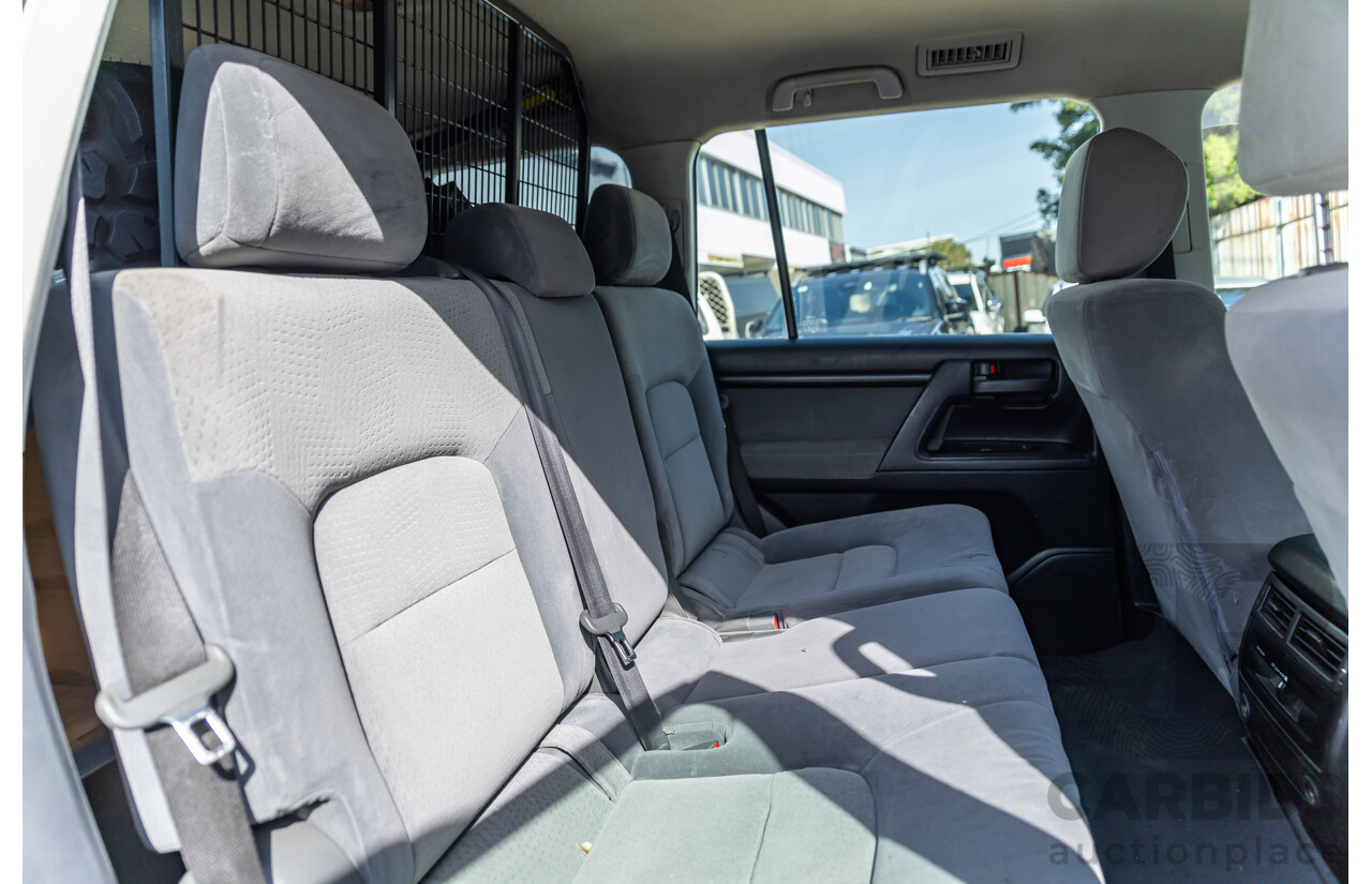 2/2008 Toyota Landcruiser GXL (4x4) VDJ200R 4d Wagon Ebony Black Turbo Diesel V8 4.5L