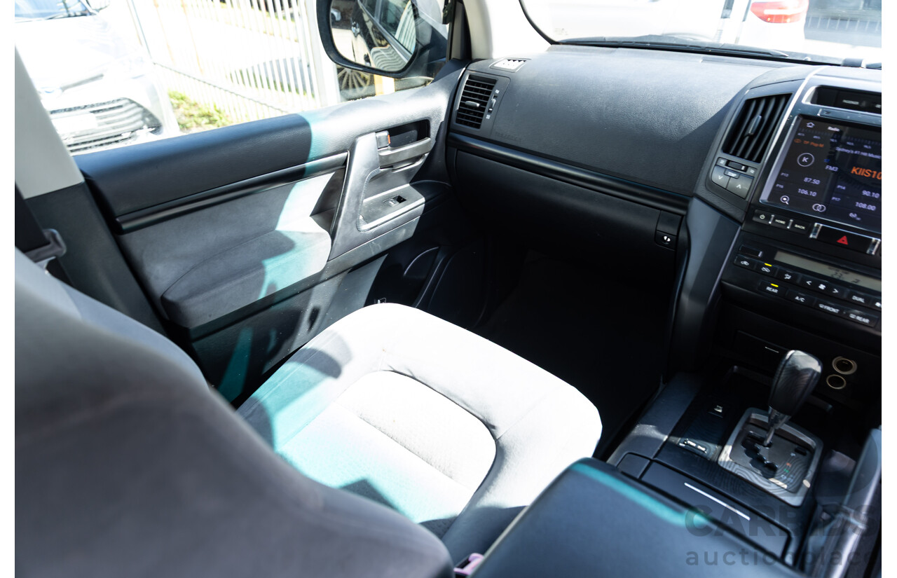 2/2008 Toyota Landcruiser GXL (4x4) VDJ200R 4d Wagon Ebony Black Turbo Diesel V8 4.5L