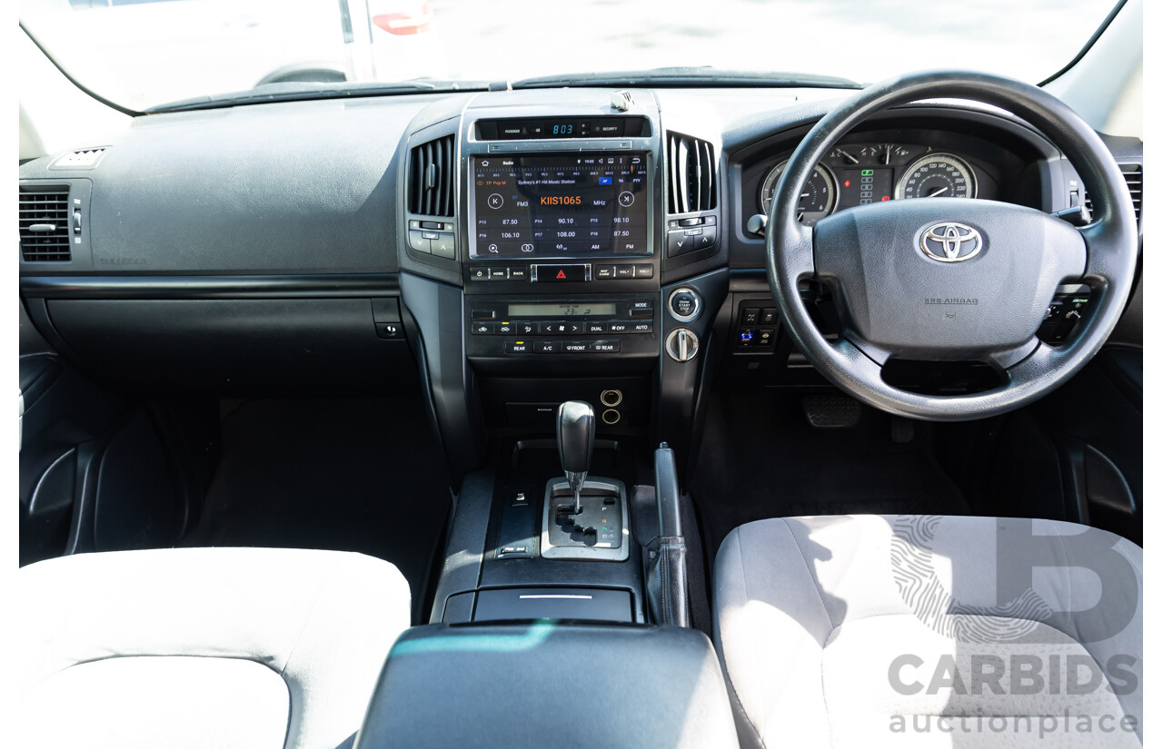 2/2008 Toyota Landcruiser GXL (4x4) VDJ200R 4d Wagon Ebony Black Turbo Diesel V8 4.5L