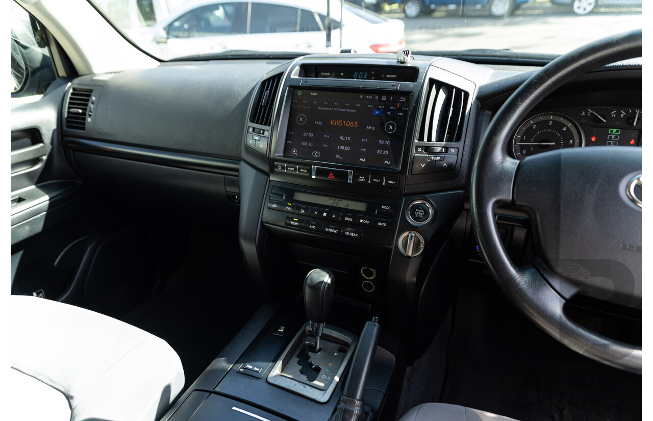 2/2008 Toyota Landcruiser GXL (4x4) VDJ200R 4d Wagon Ebony Black Turbo Diesel V8 4.5L