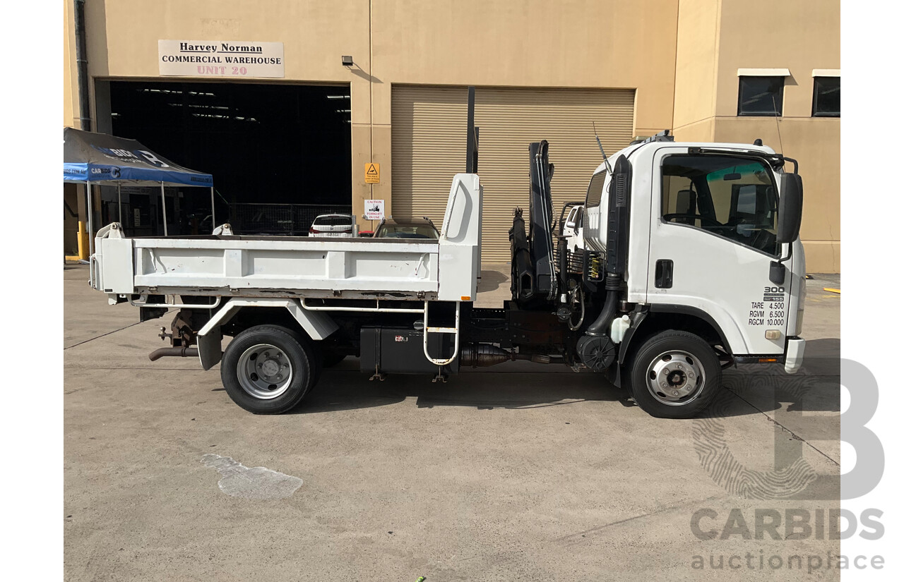 04/2010 Isuzu NPR 300 Medium (4x2) NH Tipper White Turbo Diesel 5.2L - Custom Hiab Crane/Tipper
