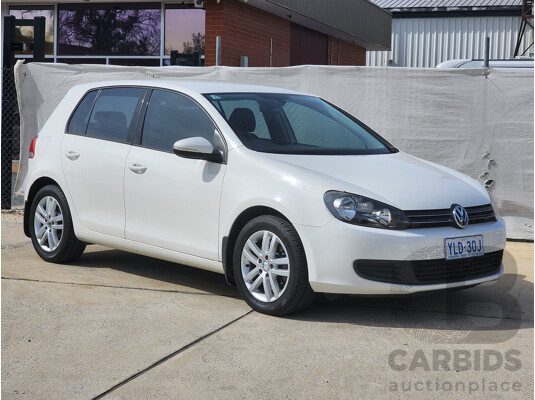 8/2010 Volkswagen Golf 118 TSI Comfortline 1K MY10 5d Hatchback White 1.4L