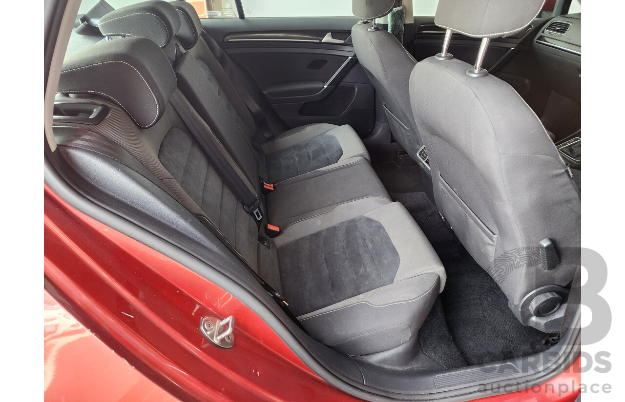 9/2013 Volkswagen Golf 110 TDI Highline AU 5d Hatchback Red 2.0L