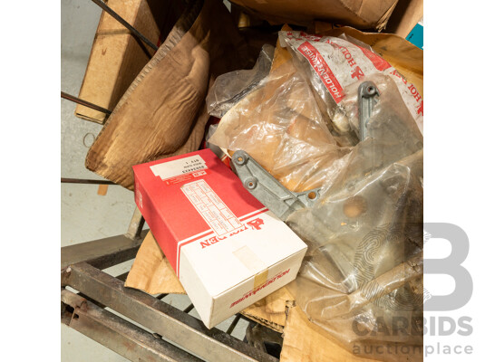 Pallet Lot of Various NOS Genuine GM Holden Parts