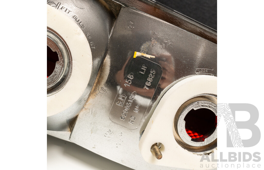 NOS Genuine Holden WB Statesman Left Hand Rear Tail Light in Housing