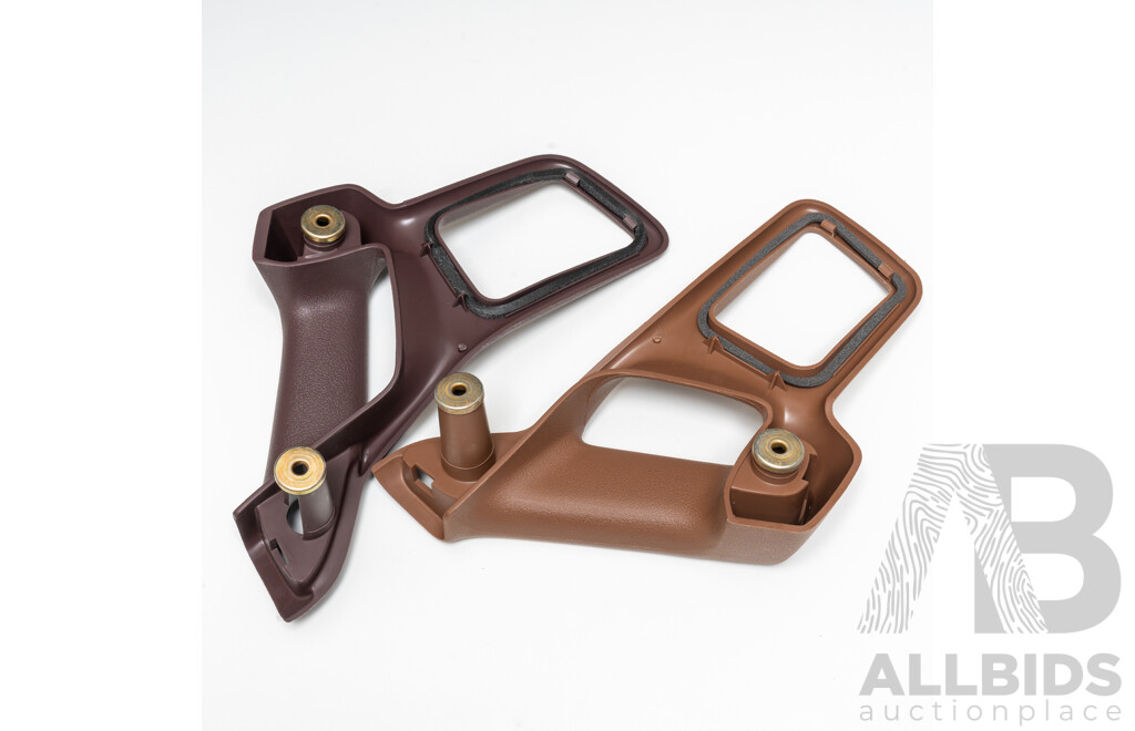 Pair of NOS Genuine Holden VN / VP Commodore Left and Right Hand Door Handles - Mulberry & Beige