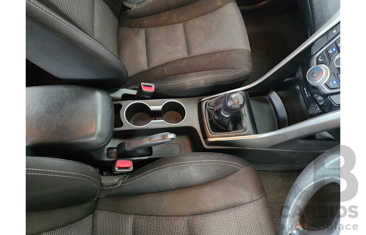 4/2013 Hyundai i30 Active 1.6 CRDi GD 5d Hatchback Silver 1.6L