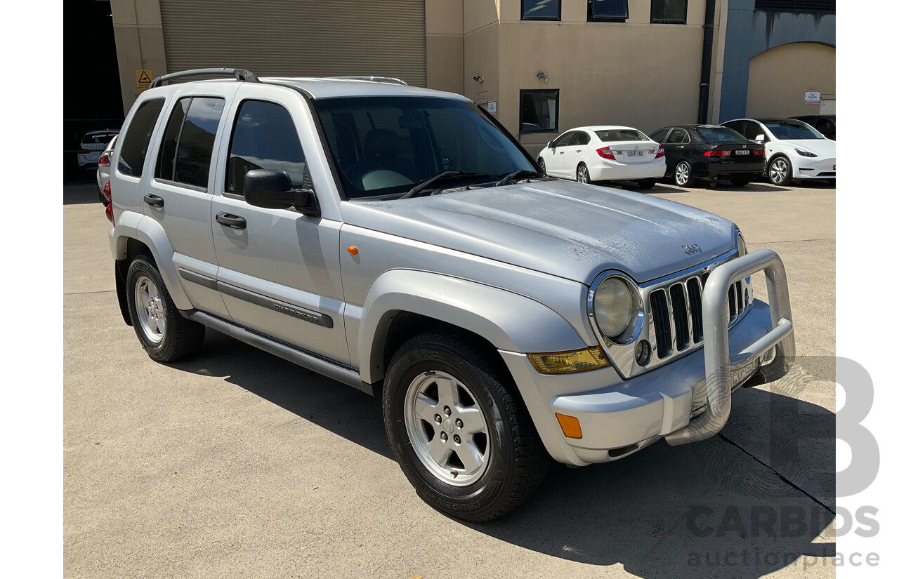 6/2007 Jeep Cherokee Sport (4x4) KJ MY05 UPGRADE 4d Wagon Silver Or Chrome 3.7L