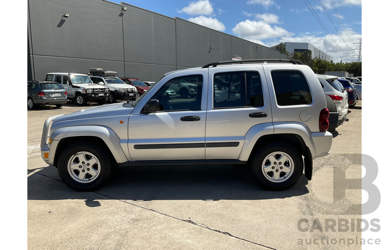6/2007 Jeep Cherokee Sport (4x4) KJ MY05 UPGRADE 4d Wagon Silver Or Chrome 3.7L