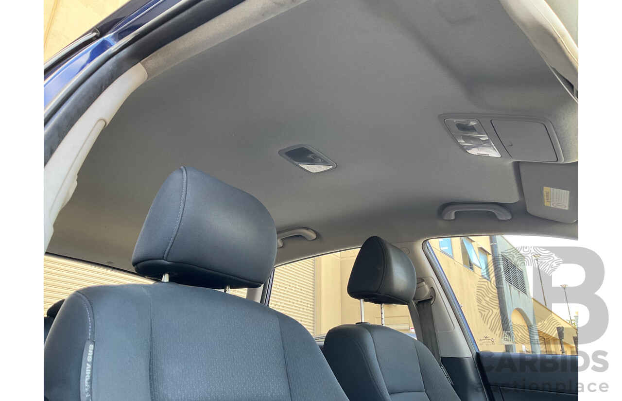 12/2011 Hyundai i30 SX FD MY11 5d Hatchback Blue 2.0L