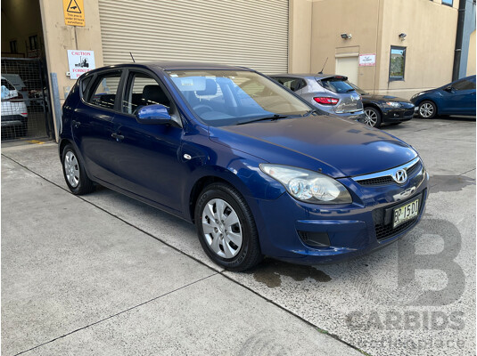 12/2011 Hyundai i30 SX FD MY11 5d Hatchback Blue 2.0L