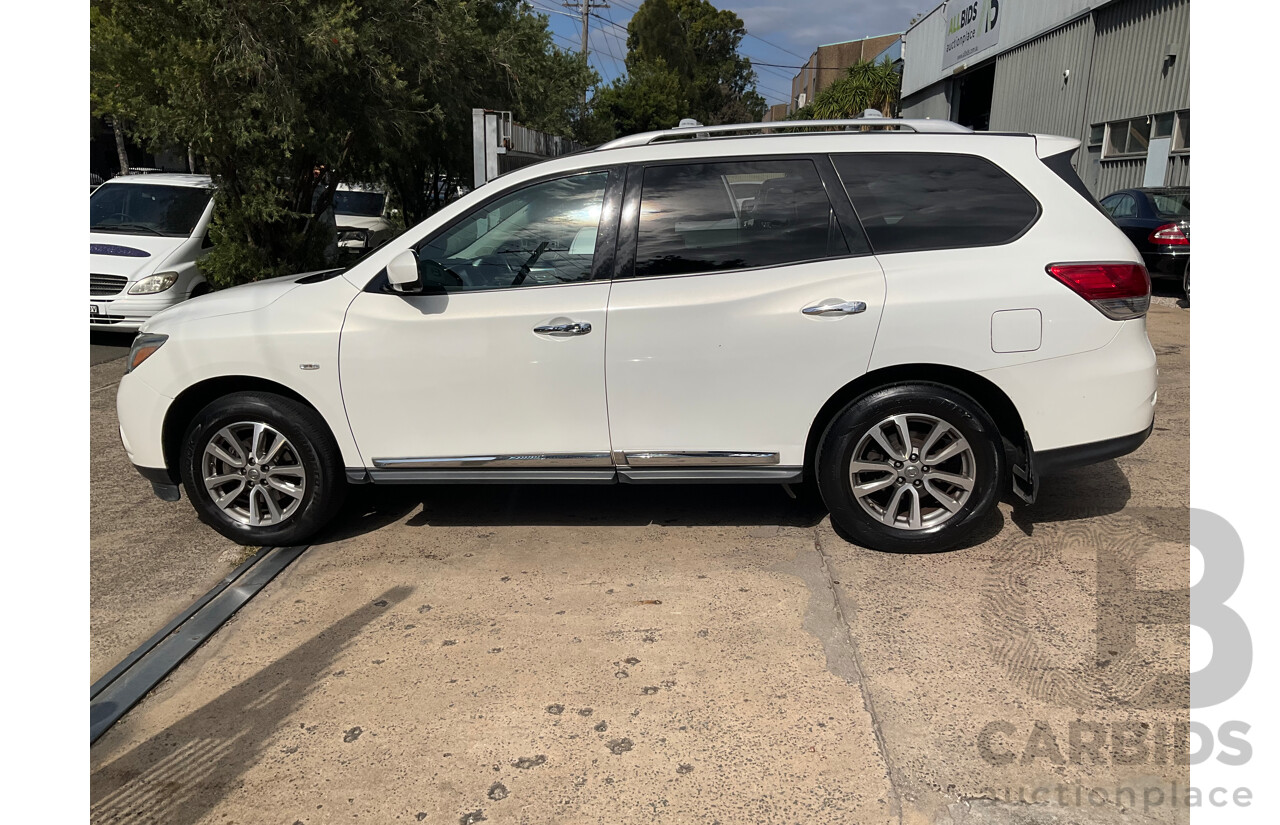 06/2014 Nissan Pathfinder ST-L (FWD) R52 MY15 Upgrade 4D Wagon Crystal White Pearl V6 3.5L