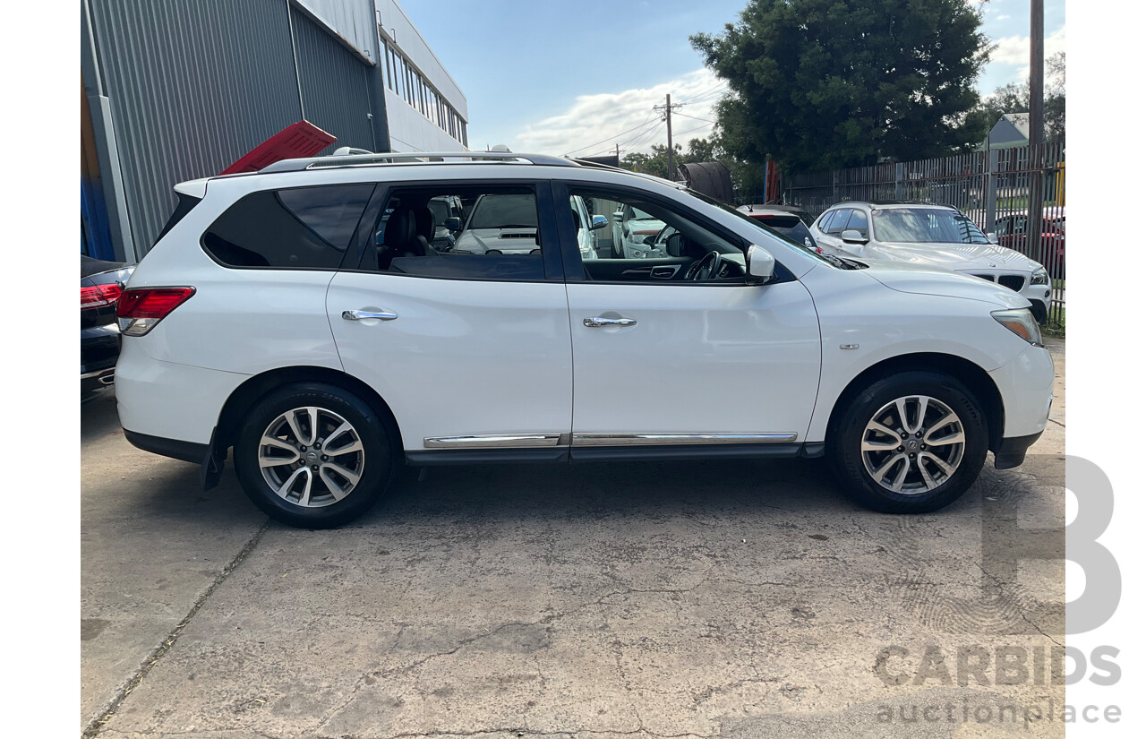 06/2014 Nissan Pathfinder ST-L (FWD) R52 MY15 Upgrade 4D Wagon Crystal White Pearl V6 3.5L