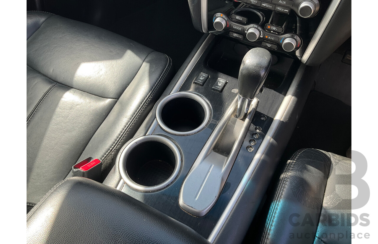 06/2014 Nissan Pathfinder ST-L (FWD) R52 MY15 Upgrade 4D Wagon Crystal White Pearl V6 3.5L