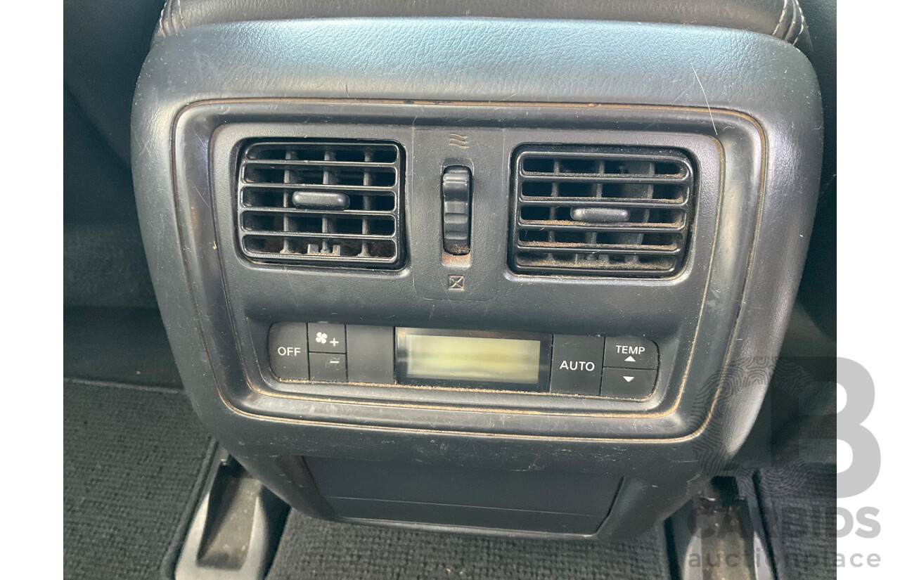 06/2014 Nissan Pathfinder ST-L (FWD) R52 MY15 Upgrade 4D Wagon Crystal White Pearl V6 3.5L