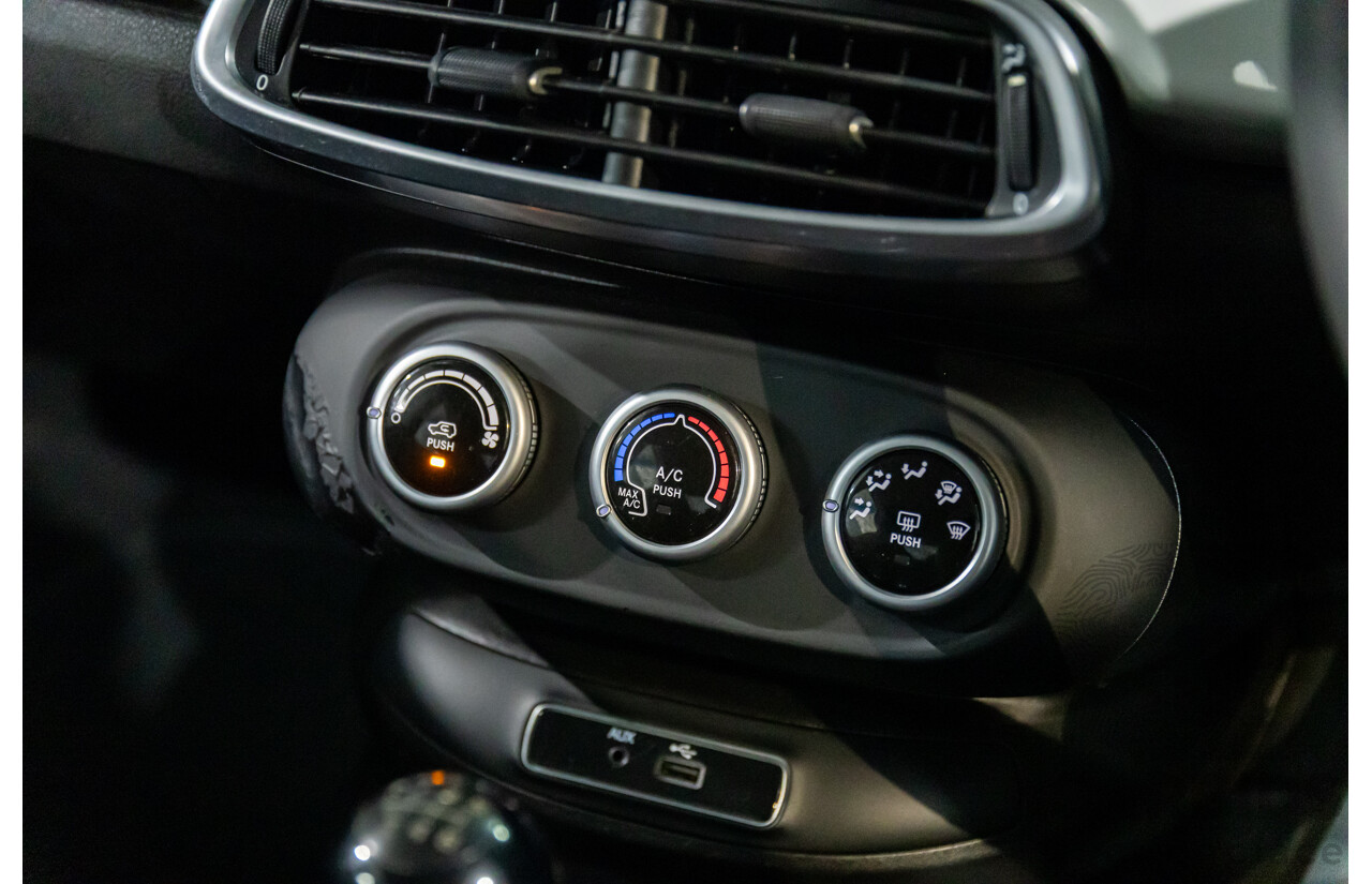 11/2015 Fiat 500X Pop (FWD) 4d Wagon Bianca White Turbo 1.4L