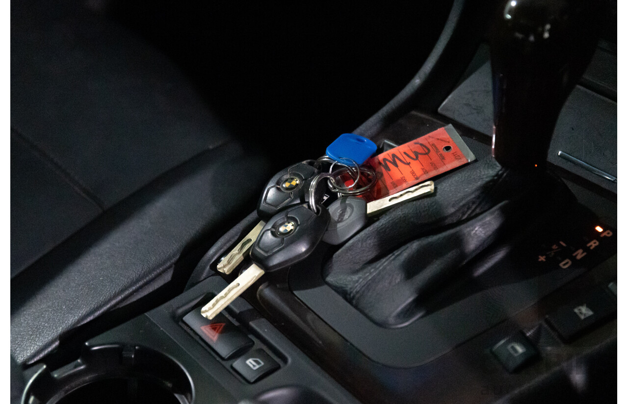 6/2002 BMW 330i E46 4d Sedan Orient Blue Metallic 3.0L