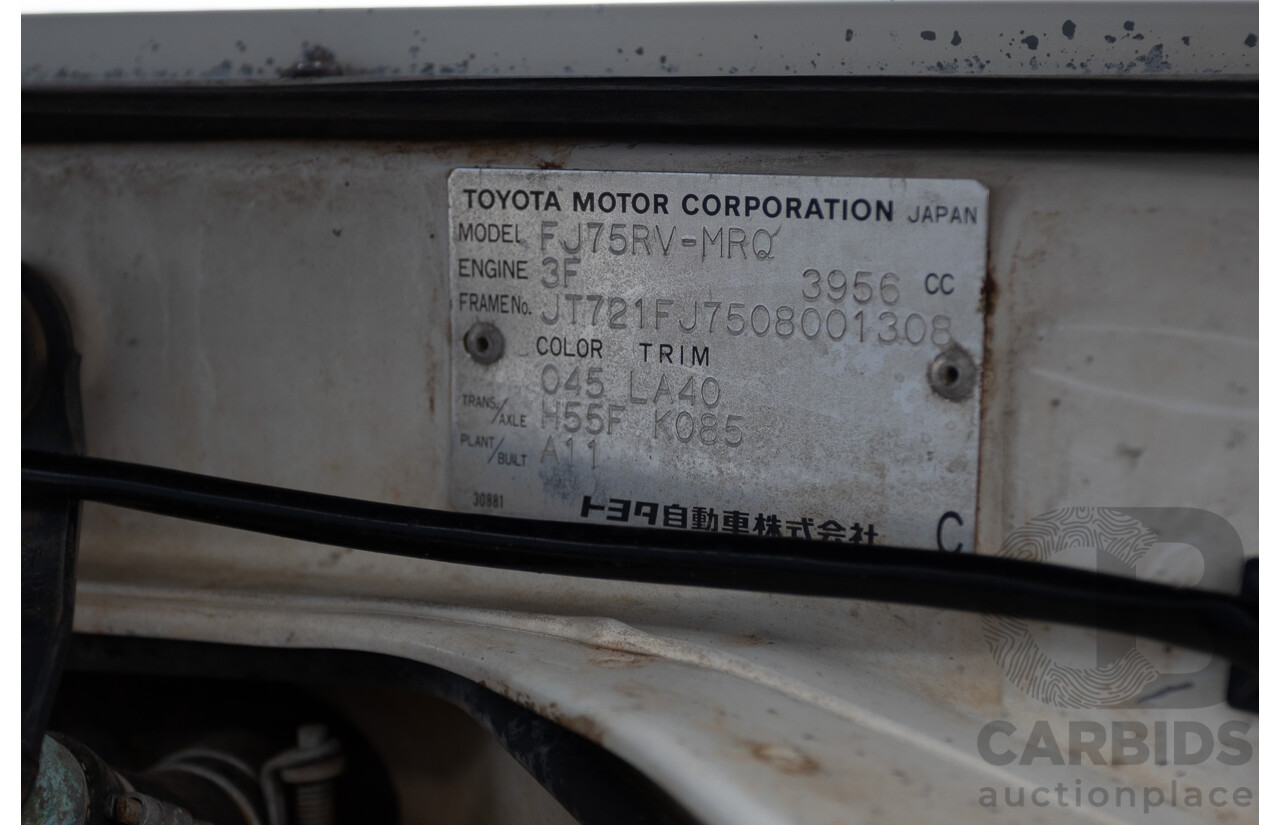 7/1992 Toyota Landcruiser Troopcarrier (4x4)  FJ75RV 2d Wagon White 4.0L