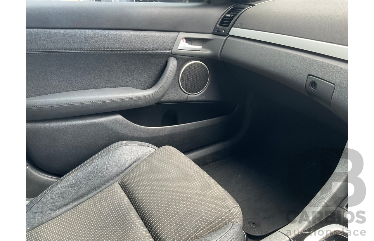 9/2012 Holden Commodore SV6 Z-Series VE II MY12.5 4d Sedan Purple 3.6L