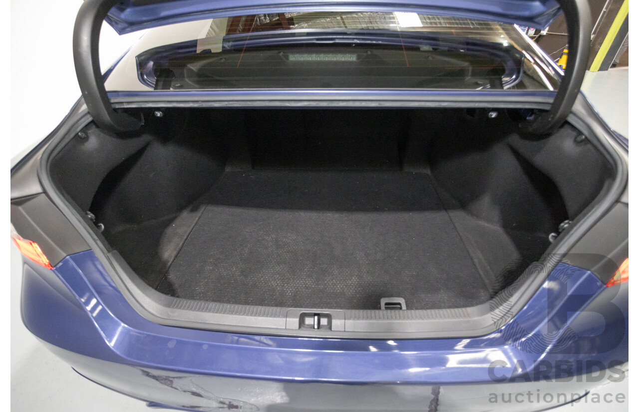 07/2018 Toyota Camry SX ASV70R MY18 4d Sedan Lunar Blue V6 3.5L