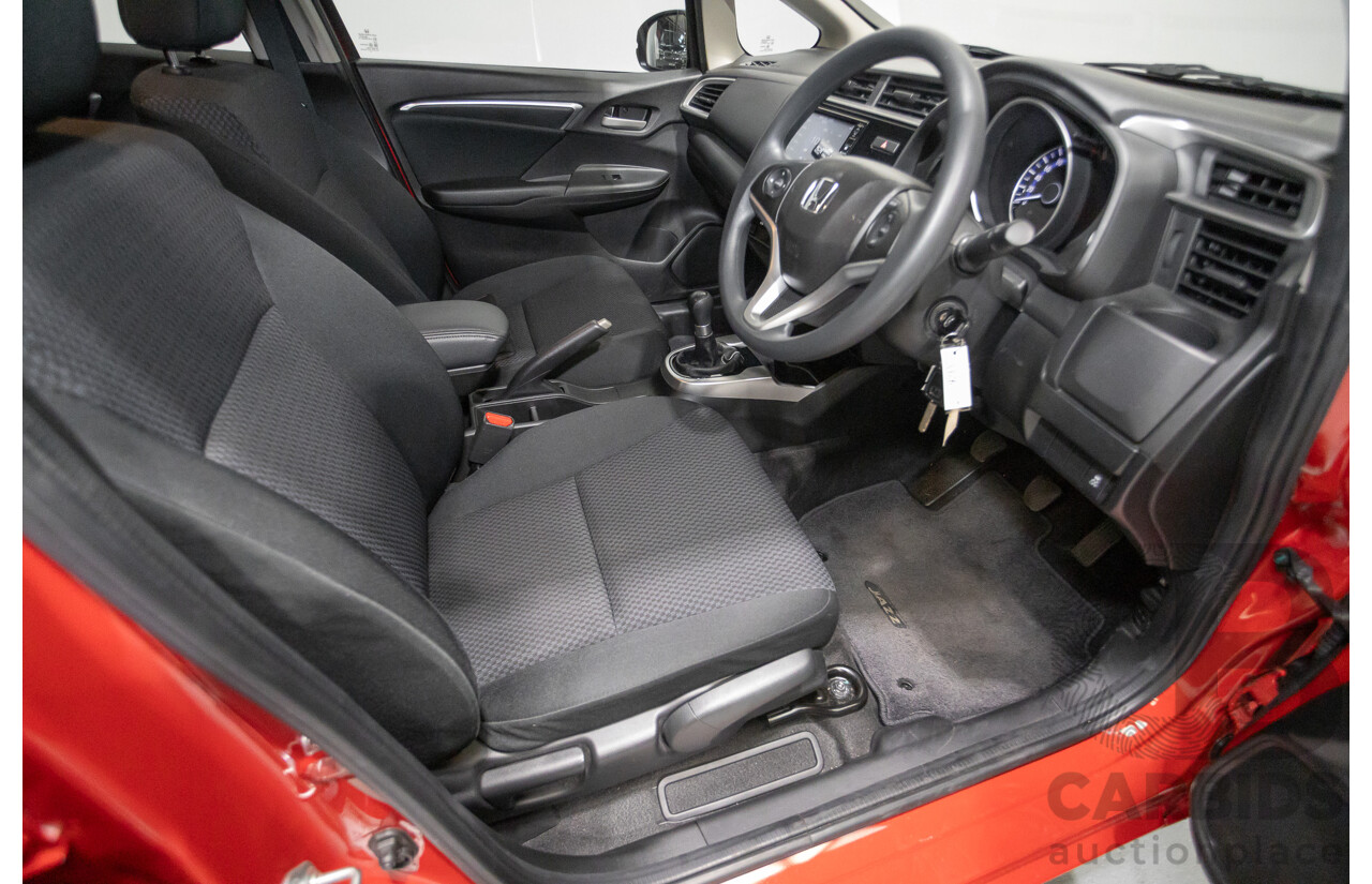 3/2020 Honda Jazz VTi GK MY20 5D Hatchback Rallye Red 1.5L
