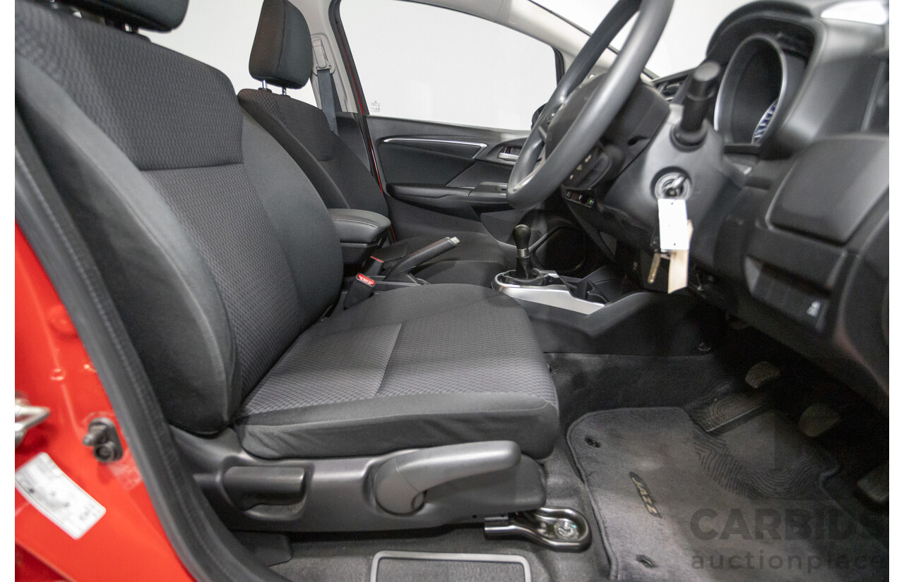3/2020 Honda Jazz VTi GK MY20 5D Hatchback Rallye Red 1.5L