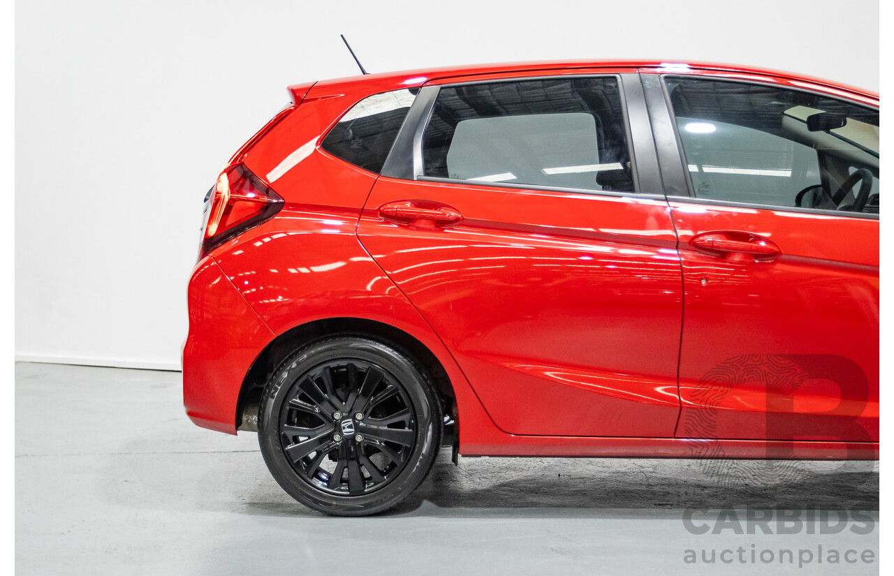 3/2020 Honda Jazz VTi GK MY20 5D Hatchback Rallye Red 1.5L