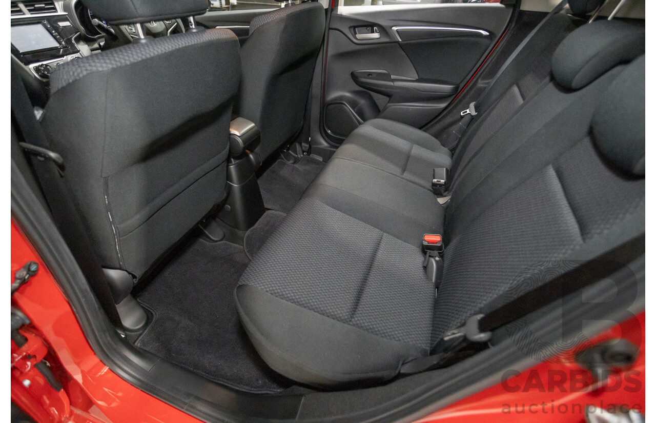 3/2020 Honda Jazz VTi GK MY20 5D Hatchback Rallye Red 1.5L
