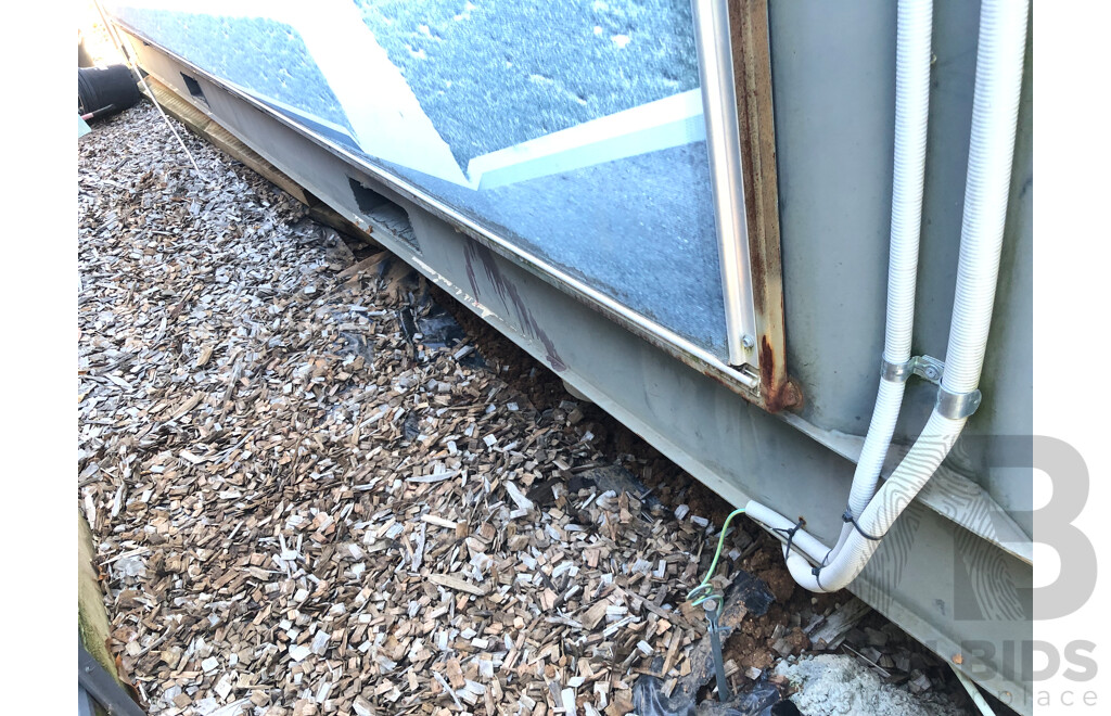 20 Foot Shipping Container Modified with Kitchen/Toilet/Vanity and Display Shower