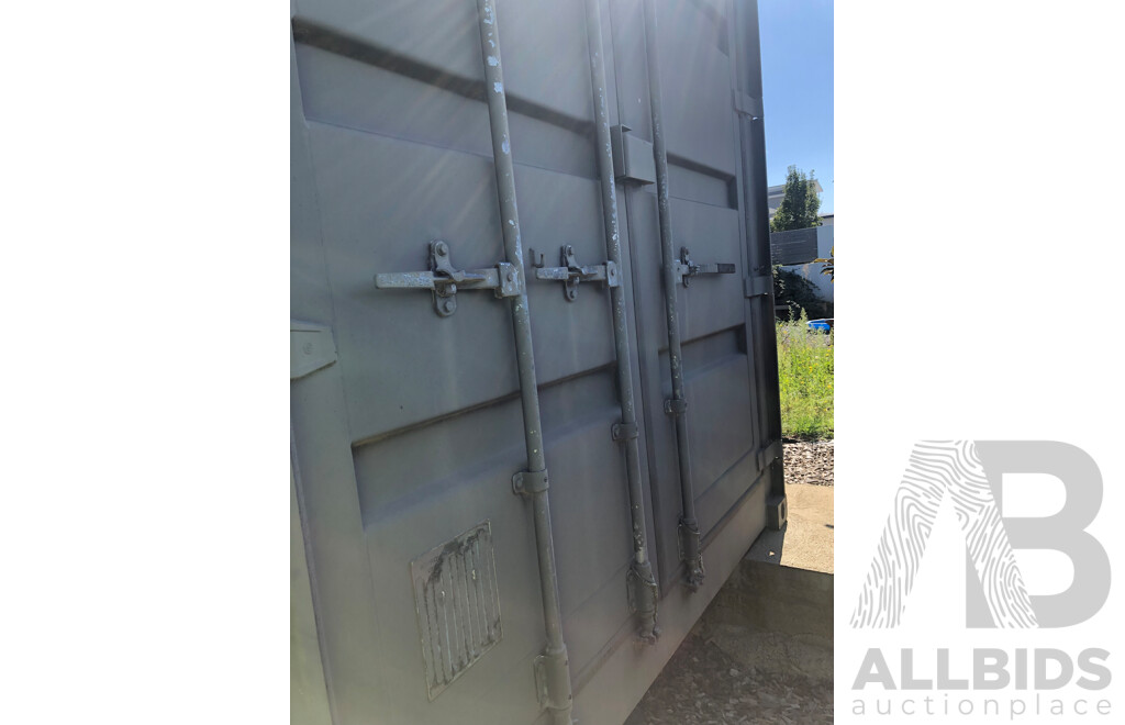 20 Foot Shipping Container Modified with Kitchen/Toilet/Vanity and Display Shower