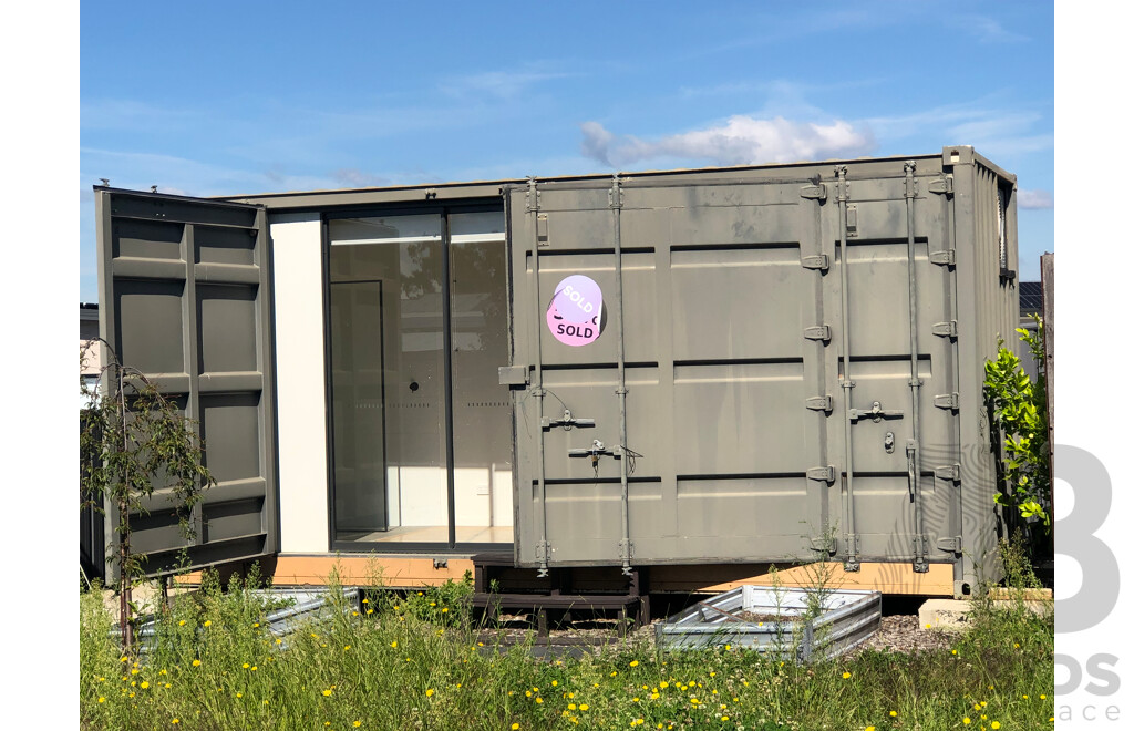 20 Foot Shipping Container Modified with Kitchen/Toilet/Vanity and Display Shower