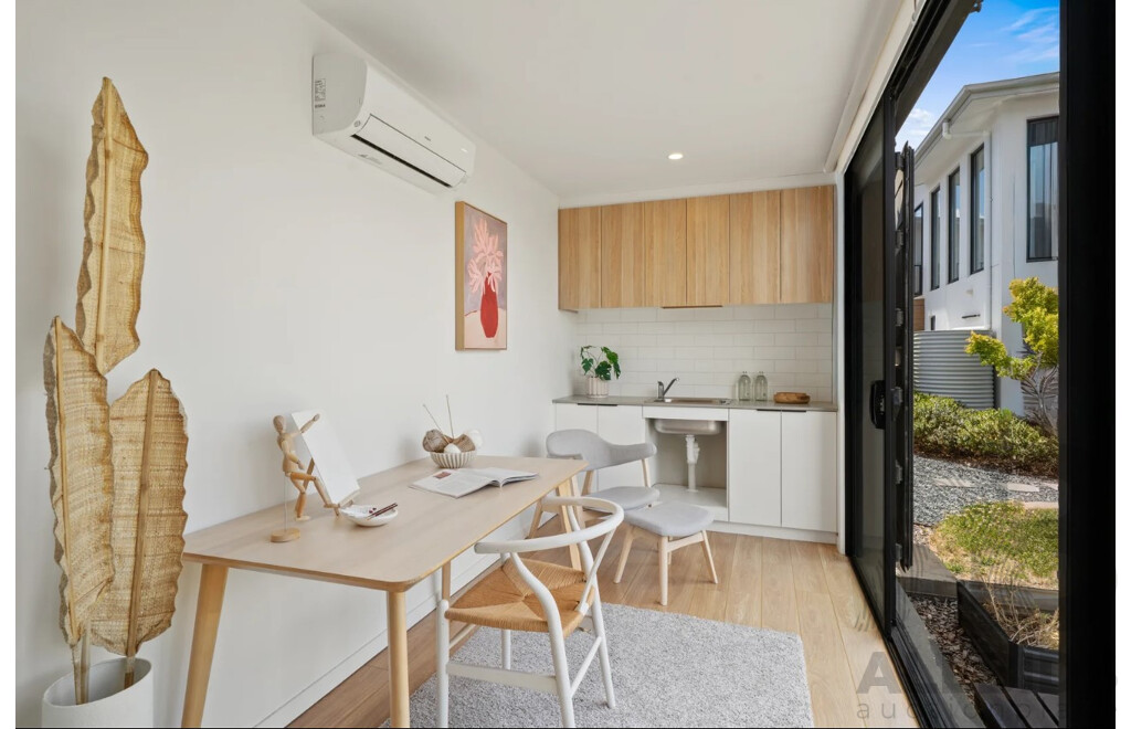 20 Foot Shipping Container Modified with Kitchen/Toilet/Vanity and Display Shower