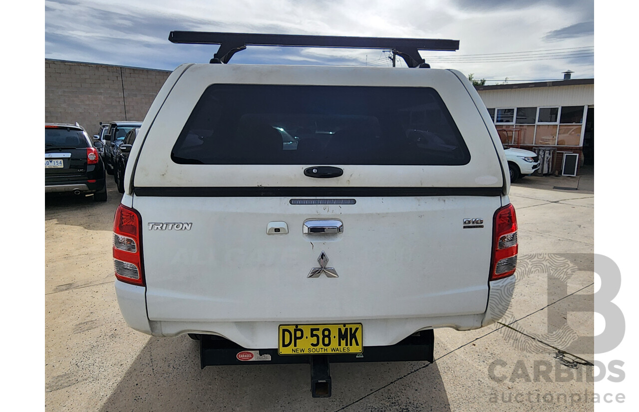 5/2015 Mitsubishi Triton GLS (4x4) MQ MY16 Dual Cab Utility White 2.4L
