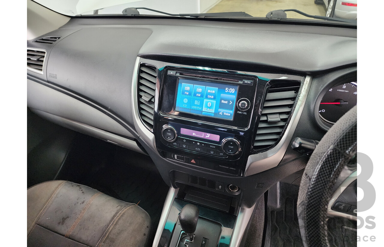 5/2015 Mitsubishi Triton GLS (4x4) MQ MY16 Dual Cab Utility White 2.4L