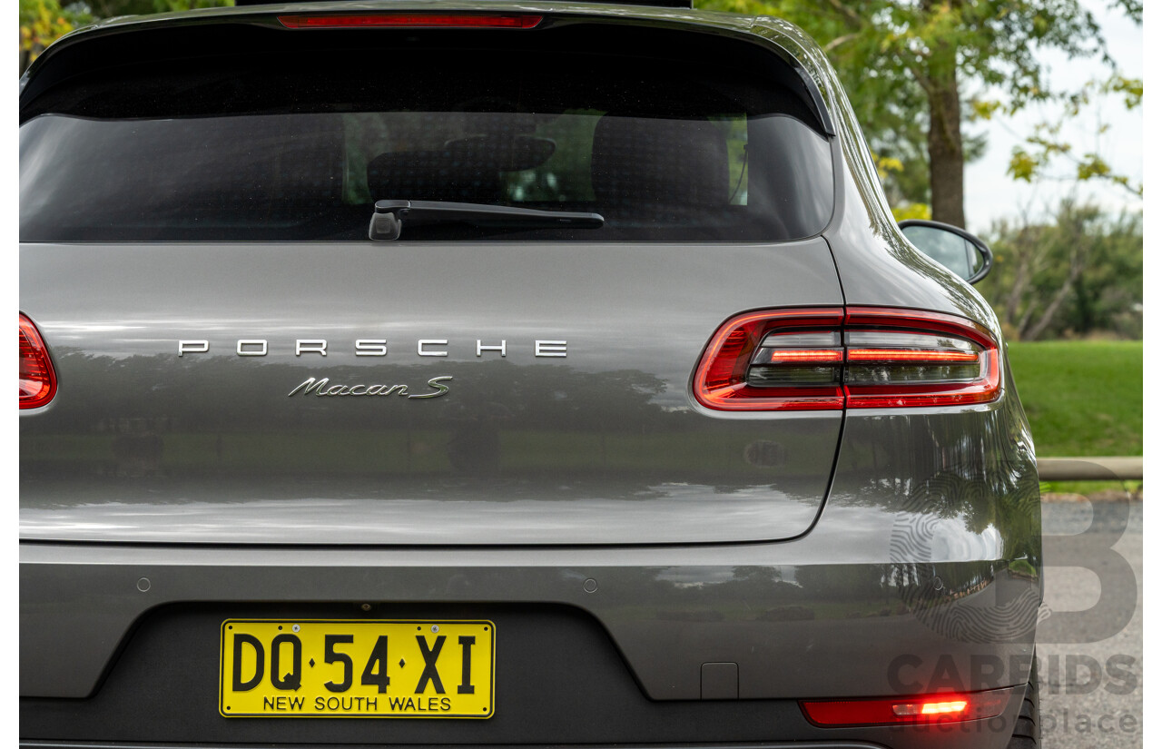 7/2017 Porsche Macan S Diesel (AWD) MY17 4d Wagon Agate Grey Metallic Turbo Diesel V6 3.0L