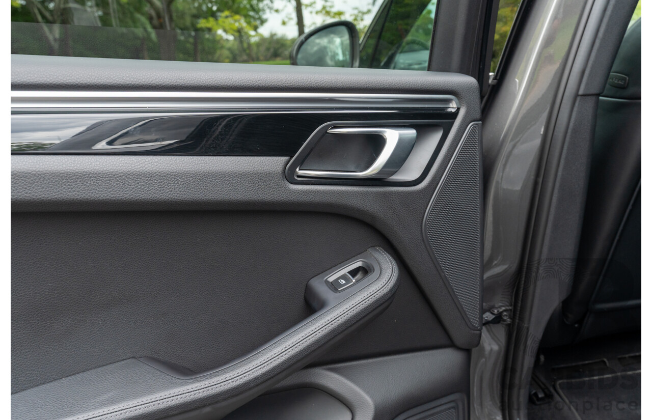 7/2017 Porsche Macan S Diesel (AWD) MY17 4d Wagon Agate Grey Metallic Turbo Diesel V6 3.0L