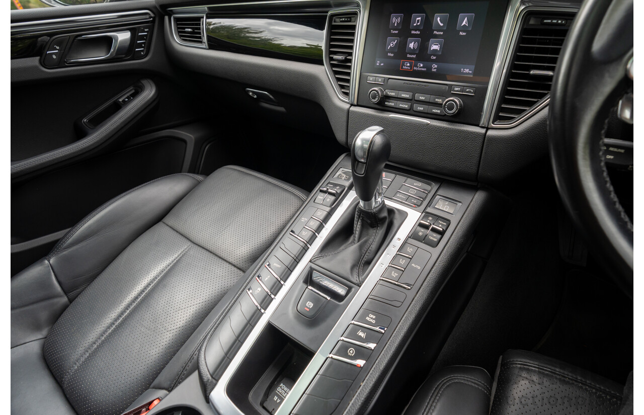 7/2017 Porsche Macan S Diesel (AWD) MY17 4d Wagon Agate Grey Metallic Turbo Diesel V6 3.0L