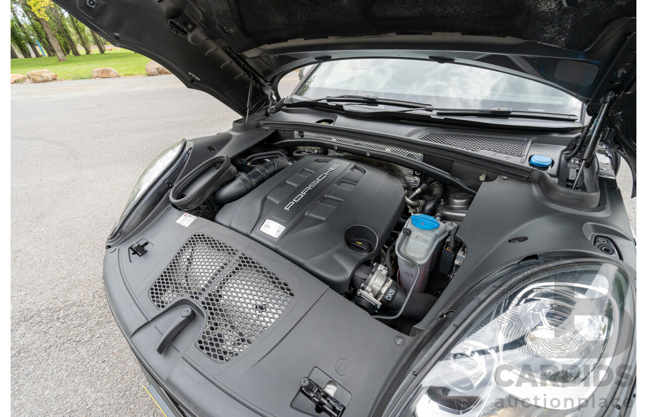 7/2017 Porsche Macan S Diesel (AWD) MY17 4d Wagon Agate Grey Metallic Turbo Diesel V6 3.0L